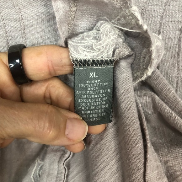 Retro-Ology Top Smocking Embroidered Sleeve Tabs to Roll Up Pull Over Super Soft - Picture 9 of 11